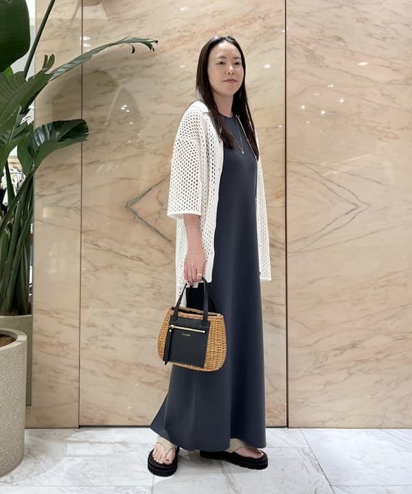 関 桂子さんの「BEAMS WOMEN｜CAMINANDO × Demi-Luxe BEAMS / 別注 トング サンダル」を使ったコーディネート