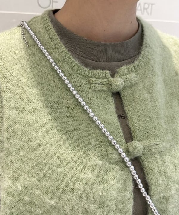 ナガオカ サキさんの「BEAMS WOMEN｜チャイナボタン ベスト」を使ったコーディネート