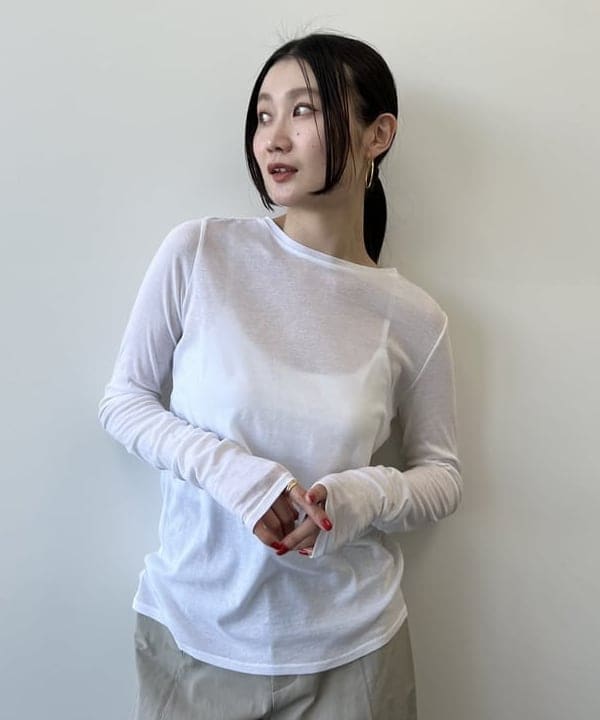 隈元 楓さんの「BEAMS WOMEN｜KEEN / HOWSER Ⅲ SLIDE ボア シューズ」を使ったコーディネート