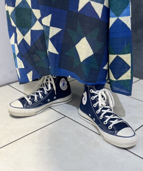 yokoyama shionさんの「BEAMS WOMEN｜BEAMS BOY / BOY キルトプリント ロングスカート」を使ったコーディネート
