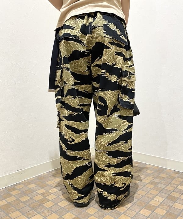 吉田 花さんの「BEAMS WOMEN｜BEAMS BOY / USA テープベルト NEW」を使ったコーディネート