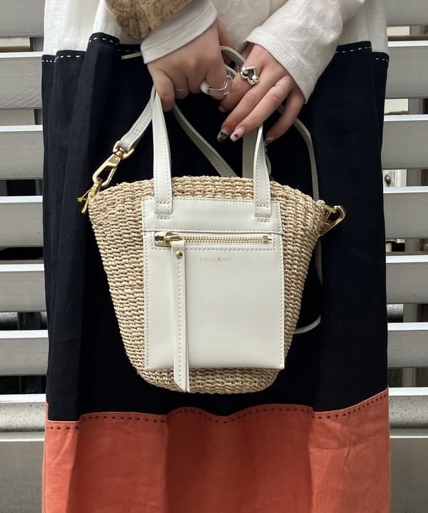 中川　ゆららさんの「BEAMS WOMEN｜」を使ったコーディネート