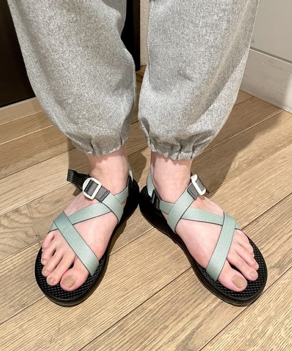 みかみさんの「BEAMS WOMEN｜Chaco × BEAMS BOY / 別注 Z CLOUD 24SS」を使ったコーディネート