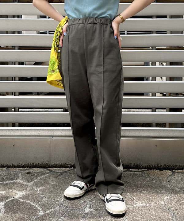 ナツハさんの「BEAMS WOMEN｜BEAMS BOY / イレギュラー バンダナ バッグ」を使ったコーディネート