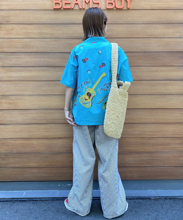 Kaoru Sakumaさんの「BEAMS WOMEN｜STAR OF HOLLYWOOD / Rock 'n' Roll Guitar Short Sleeve Shirt」を使ったコーディネート