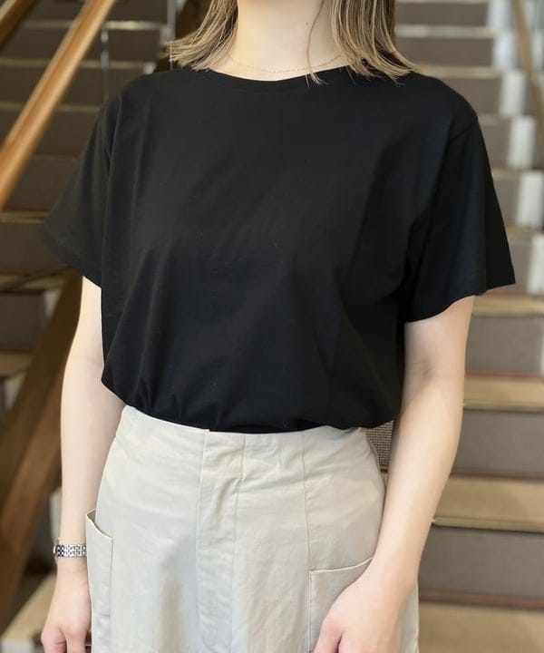 蒲原 捺美さんの「BEAMS WOMEN｜ハイツイスト プレーン Tシャツ」を使ったコーディネート