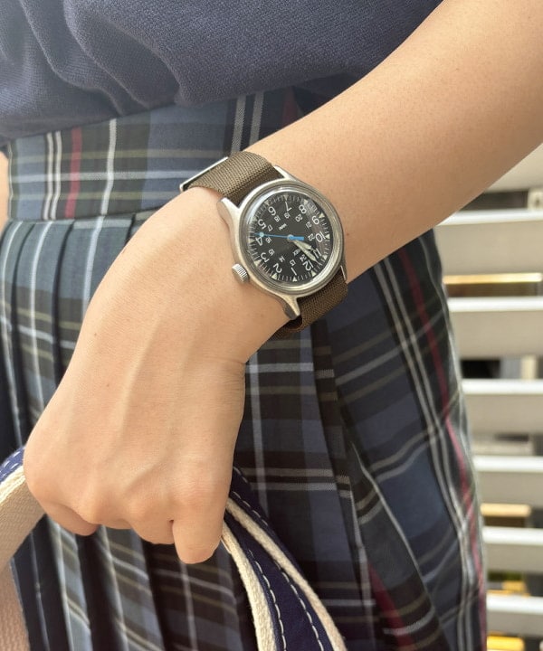 チナツさんの「BEAMS WOMEN｜FRUIT OF THE LOOM × BEAMS BOY / 2PACK TEE」を使ったコーディネート