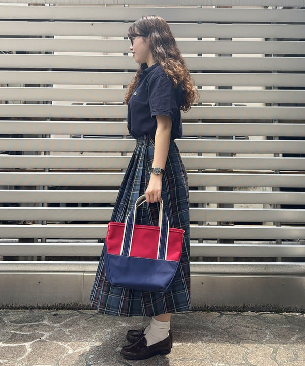 チナツさんの「BEAMS WOMEN｜FRUIT OF THE LOOM × BEAMS BOY / 2PACK TEE」を使ったコーディネート