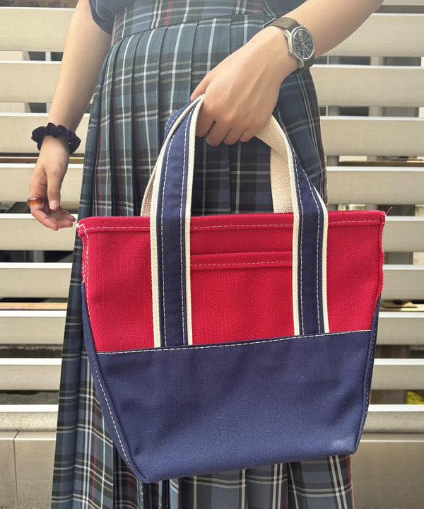 チナツさんの「BEAMS WOMEN｜FRUIT OF THE LOOM × BEAMS BOY / 2PACK TEE」を使ったコーディネート