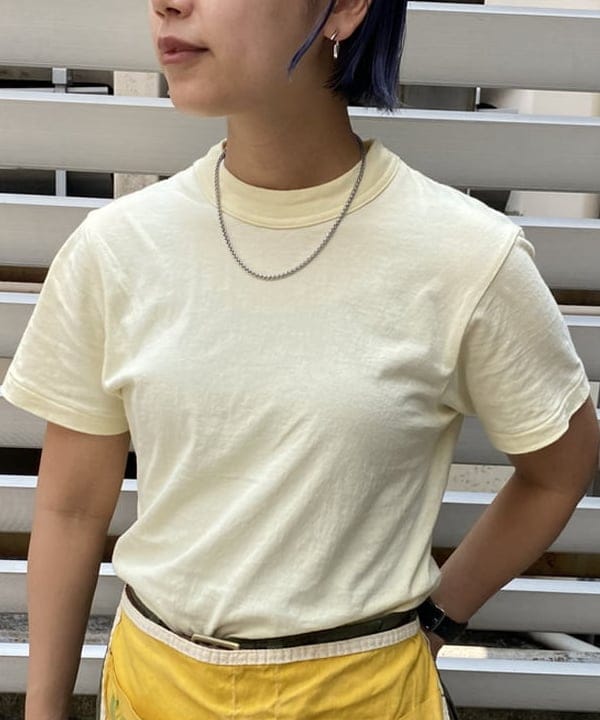 オカモト ミサキさんの「BEAMS WOMEN｜【別注】BUZZ RICKSON'S / ポプリン アーミーパンツ」を使ったコーディネート