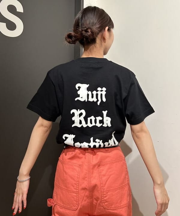 佐藤 亜美さんの「BEAMS WOMEN｜BRIEFING &times; BEAMS BOY / 別注 ヘルメット バッグ」を使ったコーディネート