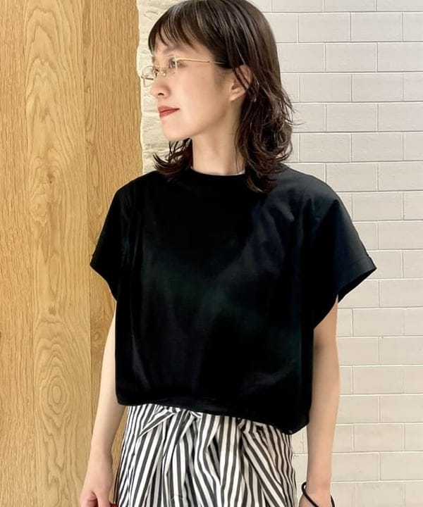 笠井 祐希さんの「BEAMS WOMEN｜HAVERSACK × BEAMS BOY / 別注 ステッチ Tシャツ」を使ったコーディネート