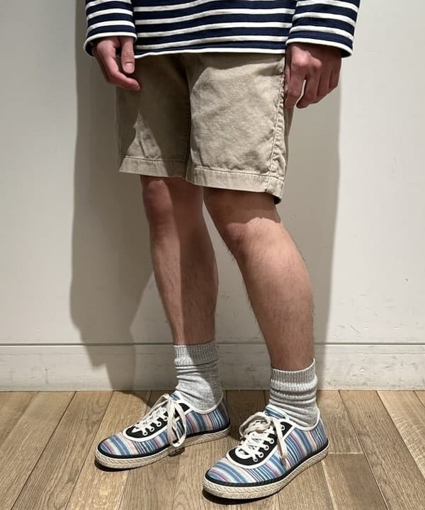 及川 晃さんの「BEAMS WOMEN｜REMI RELIEF / 別注 Corduroy Shorts」を使ったコーディネート