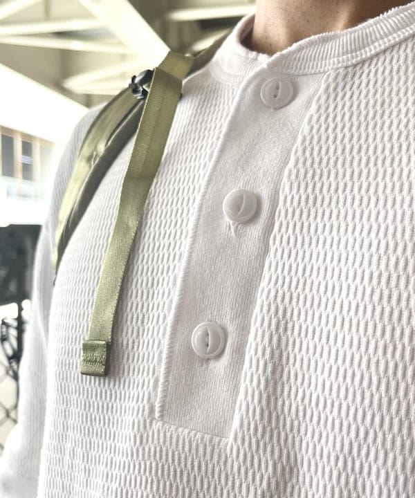 NADEL ナデールさんの「BEAMS WOMEN｜スウェット カーゴ ショートパンツ」を使ったコーディネート