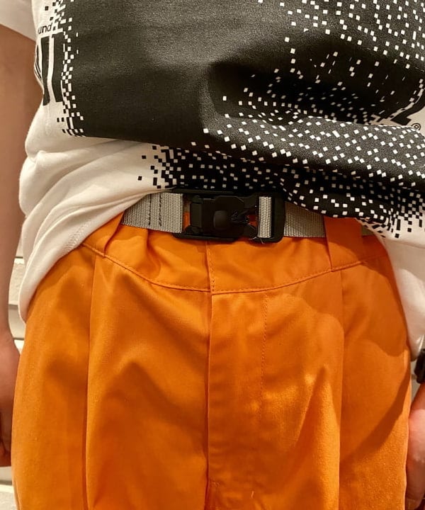 鈴木 悠里さんの「BEAMS WOMEN｜BEAMS / 1プリーツ ワーク トラウザーズ」を使ったコーディネート