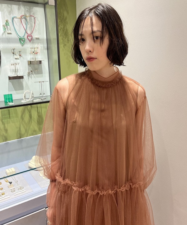 神坂 莉子さんの「BEAMS WOMEN｜KASSIOPEA × Ray BEAMS / 別注 BONBON ショルダーバッグ」を使ったコーディネート