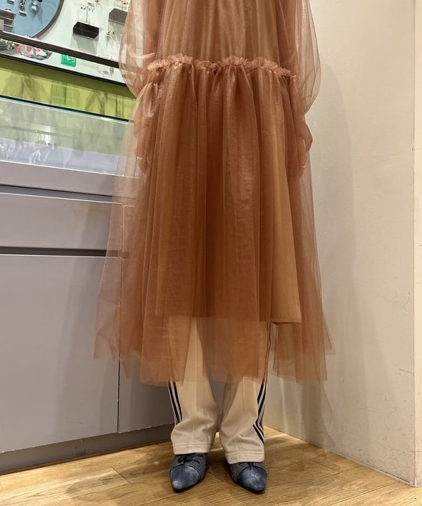 神坂 莉子さんの「BEAMS WOMEN｜KASSIOPEA × Ray BEAMS / 別注 BONBON ショルダーバッグ」を使ったコーディネート