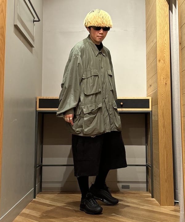 三宅 康平さんの「BEAMS WOMEN｜TIMEX × BEAMS / 別注 IRONMAN（R）8-LAP METAL」を使ったコーディネート