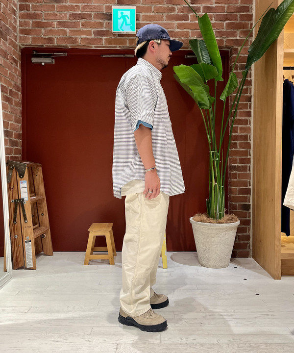 新里 京介さんの「BEAMS WOMEN｜TIMEX &times; BEAMS / 別注 IRONMAN（R）8-LAP METAL」を使ったコーディネート