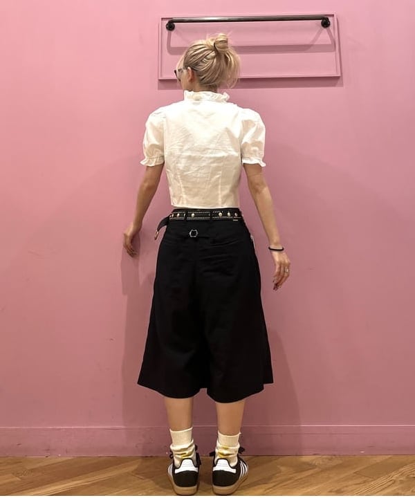 コスゲさんの「BEAMS WOMEN｜adidas / SAMBA LT W」を使ったコーディネート