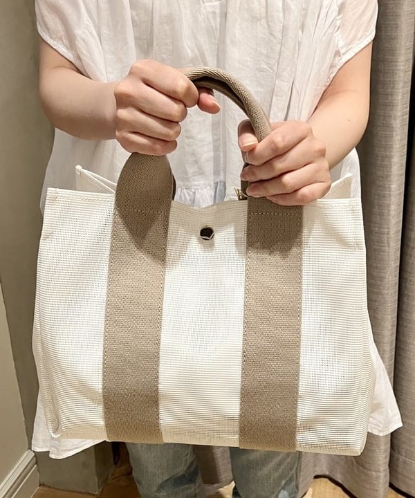 りえさんの「BEAMS WOMEN｜VIOLAd’ORO / ジーノ メッシュ トートバッグ M」を使ったコーディネート