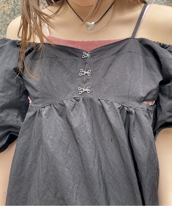 田中 里実さんの「BEAMS WOMEN｜ベルテッド バッグ」を使ったコーディネート