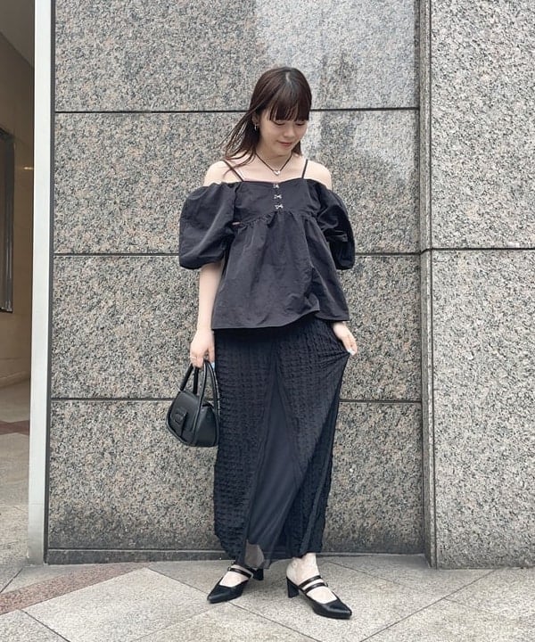 田中 里実さんの「BEAMS WOMEN｜ベルテッド バッグ」を使ったコーディネート