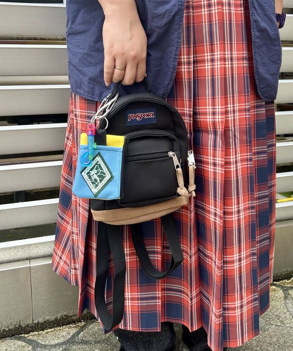 Kyooka Sayakaさんの「BEAMS WOMEN｜ナバルボーダー ビッグ ボートネック カットソー」を使ったコーディネート