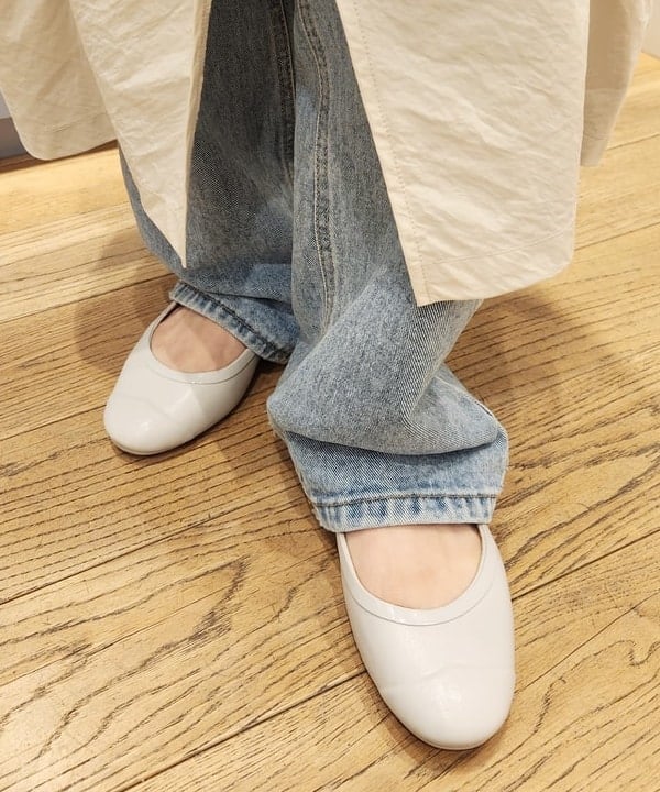 saori KATOさんの「BEAMS WOMEN｜Ray BEAMS / ギャザー ジップ サロペット ワンピース」を使ったコーディネート