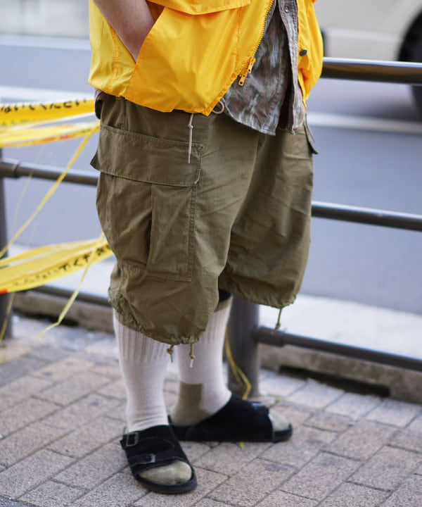 佐々木 優さんの「BEAMS WOMEN｜BEAMS PLUS / MIL 6 Pocket 80/3 Ripstop」を使ったコーディネート