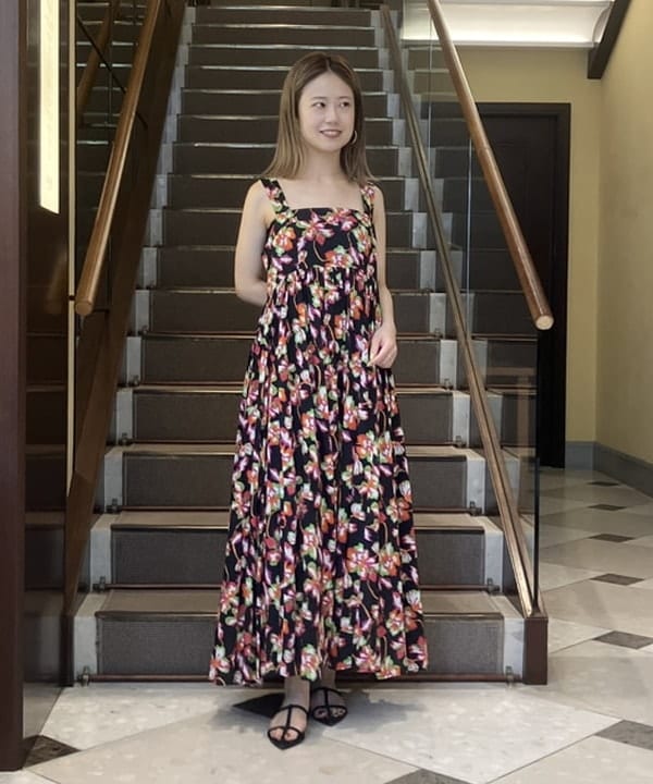 蒲原 捺美さんの「BEAMS WOMEN｜■MARIHA / シンデレラのドレス」を使ったコーディネート