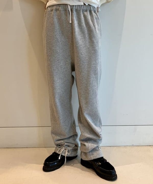 小原 もこさんの「BEAMS WOMEN｜BEAMS BOY / 樹脂 パール ロング ネックレス」を使ったコーディネート