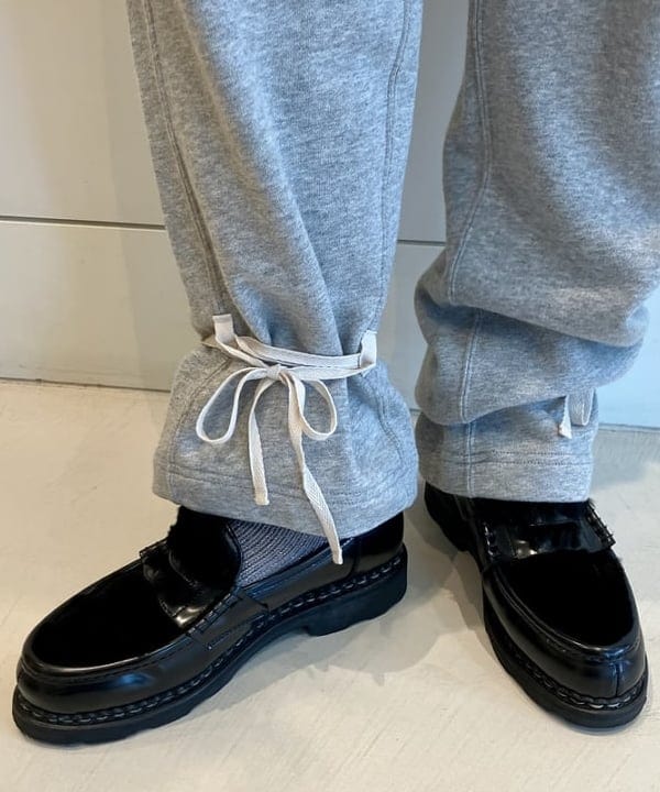 小原 もこさんの「BEAMS WOMEN｜BEAMS BOY / 樹脂 パール ロング ネックレス」を使ったコーディネート
