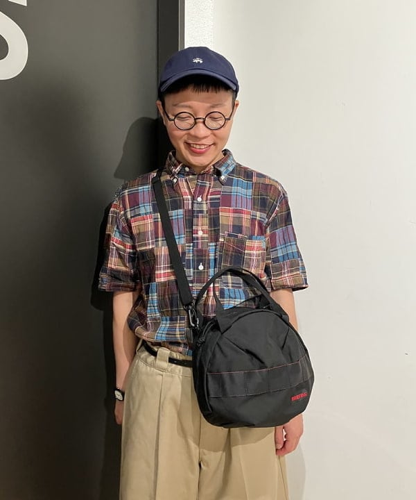 土田 達也さんの「BEAMS WOMEN｜BRIEFING × BEAMS BOY / 別注 ヘルメット バッグ」を使ったコーディネート