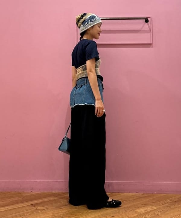 佐々木 南美さんの「BEAMS WOMEN｜BEAMS BOY / シルバー925 ナロー パームカフ」を使ったコーディネート