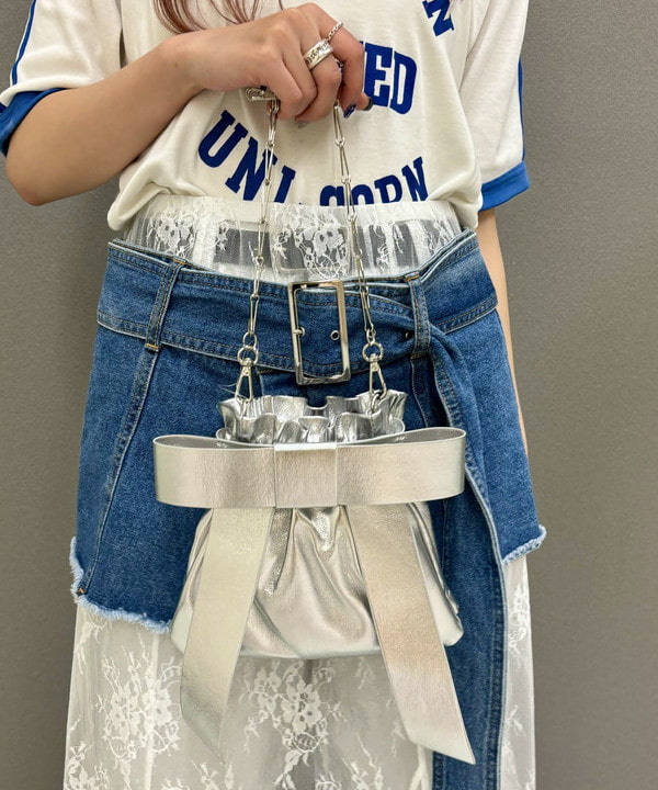 ヒカリさんの「BEAMS WOMEN｜Ray BEAMS / 箔プリント デニムパンツ」を使ったコーディネート