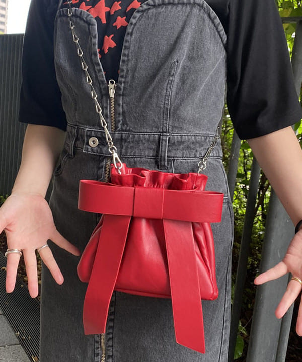ayaさんの「BEAMS WOMEN｜リボン バッグ」を使ったコーディネート