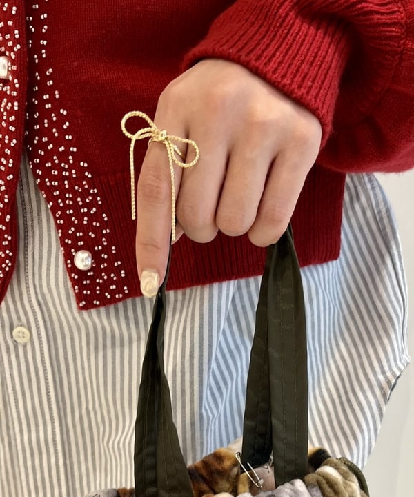 にしだてさんの「BEAMS WOMEN｜maturely / ビーズ エンブロイダリー バック オープン カーディガン」を使ったコーディネート