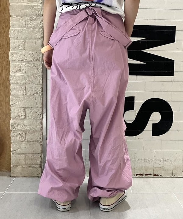 小原 もこさんの「BEAMS WOMEN｜CONVERSE / ALL STAR HI」を使ったコーディネート