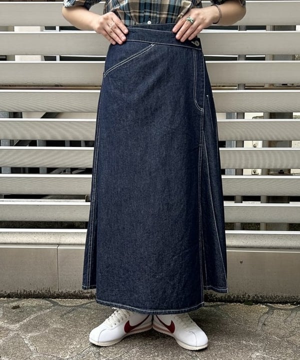 まつむさんの「BEAMS WOMEN｜ラップ プリーツ スカート」を使ったコーディネート