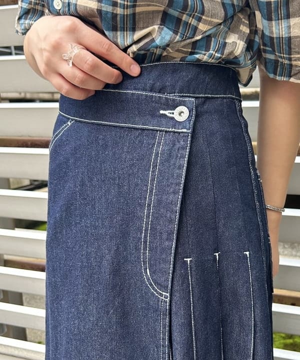 まつむさんの「BEAMS WOMEN｜ラップ プリーツ スカート」を使ったコーディネート