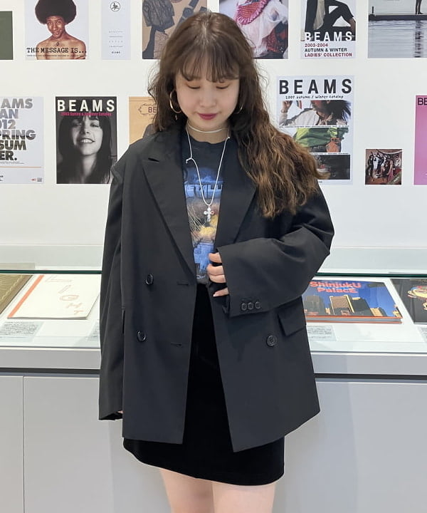 渡邊 舞さんの「BEAMS WOMEN｜GOOD ROCK SPEED × Ray BEAMS / 別注 ROCK Tシャツ」を使ったコーディネート