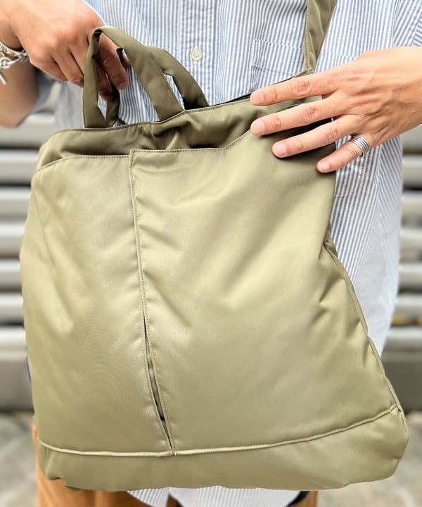 ザキサンさんの「BEAMS WOMEN｜BEAMS / イージーフィット ボタンダウン シャツ」を使ったコーディネート