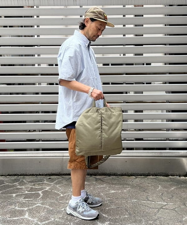 ザキサンさんの「BEAMS WOMEN｜BEAMS / イージーフィット ボタンダウン シャツ」を使ったコーディネート