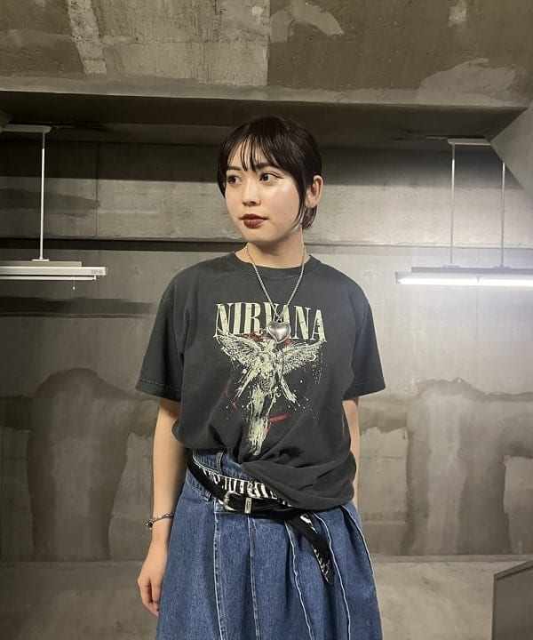 星野 真依さんの「BEAMS WOMEN｜ART-BROWN / ヘアー カーフ ベルト」を使ったコーディネート