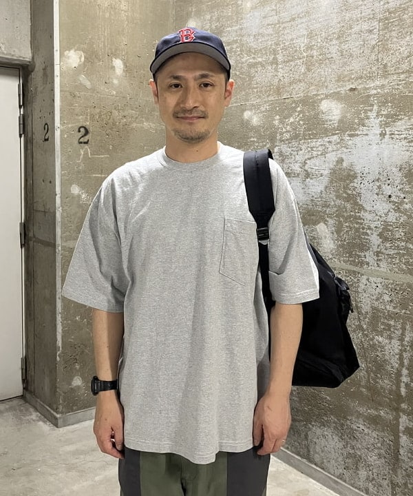 穴井 唯志さんの「BEAMS WOMEN｜【ビームスの百名品】NEW ERA &times; BEAMS / 別注 9Fifty Retro Crown Cap」を使ったコーディネート