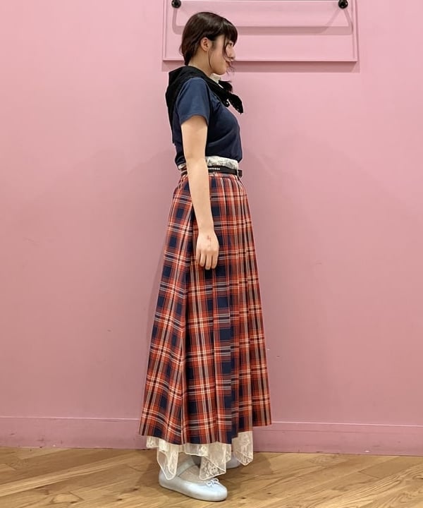 晶さんの「BEAMS WOMEN｜Monitaly / Extra Long 3/4 Clincher Belt」を使ったコーディネート