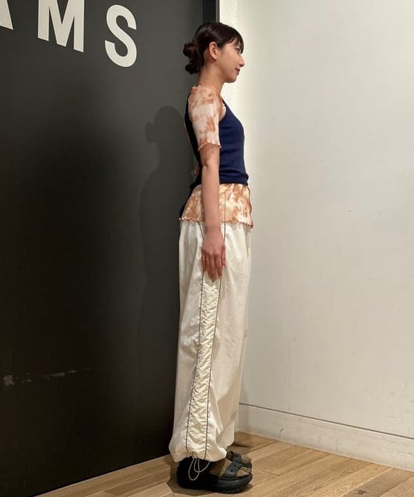 佐藤 亜美さんの「BEAMS WOMEN｜Ray BEAMS / プリント チュール メロー Tシャツ」を使ったコーディネート