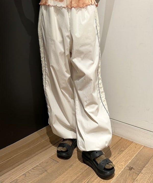 佐藤 亜美さんの「BEAMS WOMEN｜Ray BEAMS / プリント チュール メロー Tシャツ」を使ったコーディネート