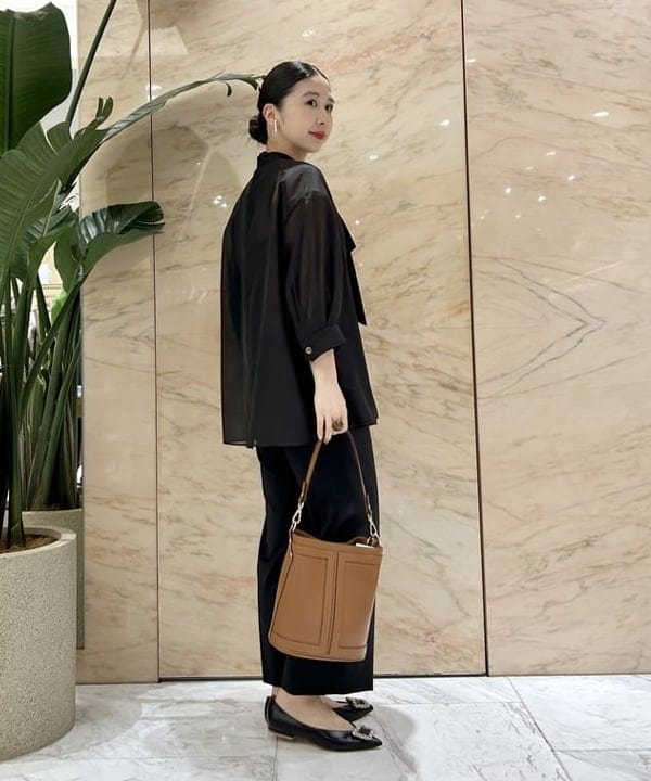 佐藤 美樹さんの「BEAMS WOMEN｜Demi-Luxe BEAMS / オーガンジー リボンタイ ブラウス」を使ったコーディネート